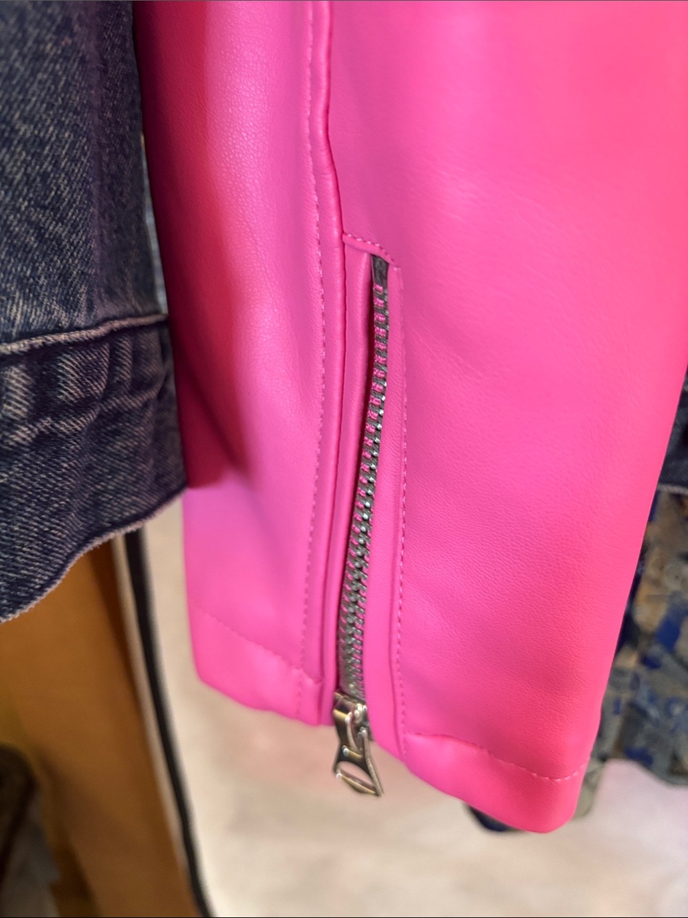 torrid Hot Pink Faux Leather Moto Jacket 1X 14/16 new with tags - Picture 9 of 10
